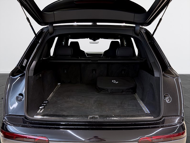Audi Q7 60 TFSI e quattro 456hk S Line 360 3D Drag BOSE Pano