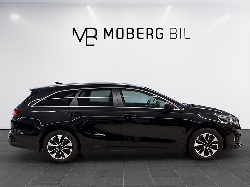 Kia Ceed SW Plug-in Hybrid 141hk Helg på Moberg! B-Kamera Keyless PDC
