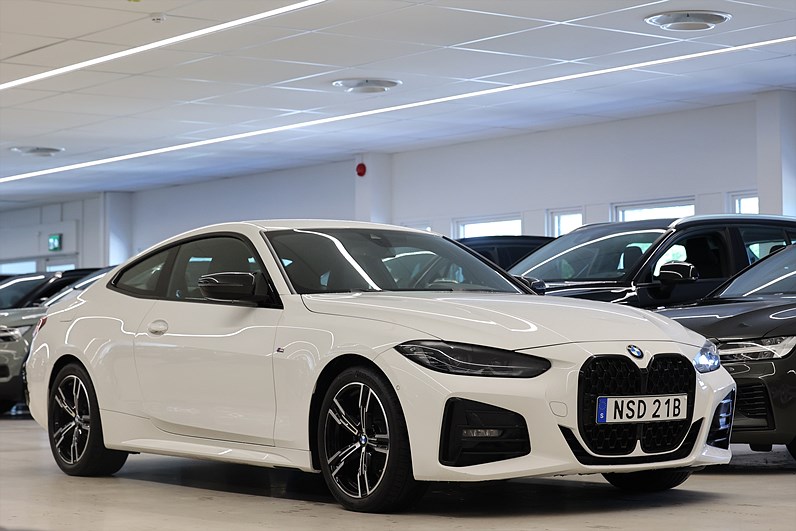 BMW 420i Coupé 184hk M Sport Alcantara B-kamera Rattvärme Carplay