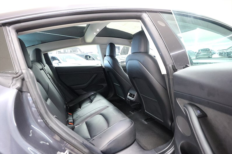 Tesla Model 3 Performance 513hk AP Pano Läder