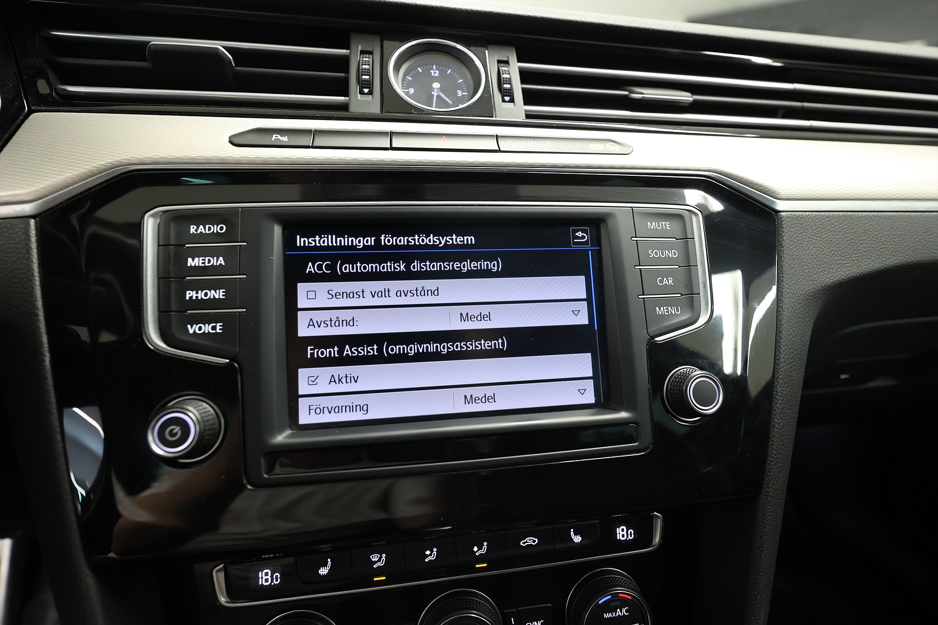 Volkswagen Passat Alltrack 2.0 TDI 4M B-kamera Värmare Carplay