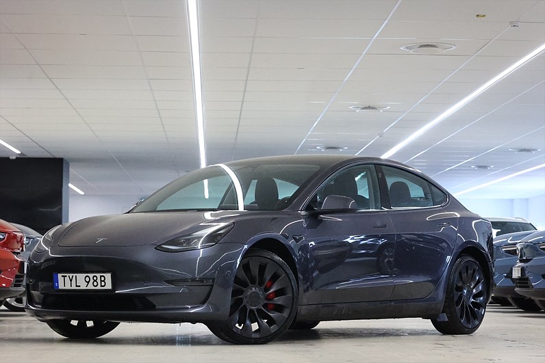 Tesla Model 3 Performance 513hk AP Pano Läder
