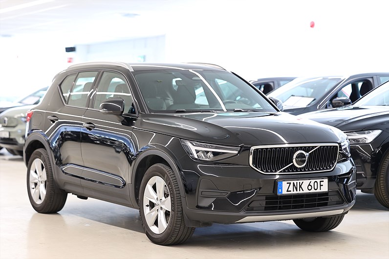 Volvo XC40 B4 AWD 197hk Core B-Kamera Keyless MOMS