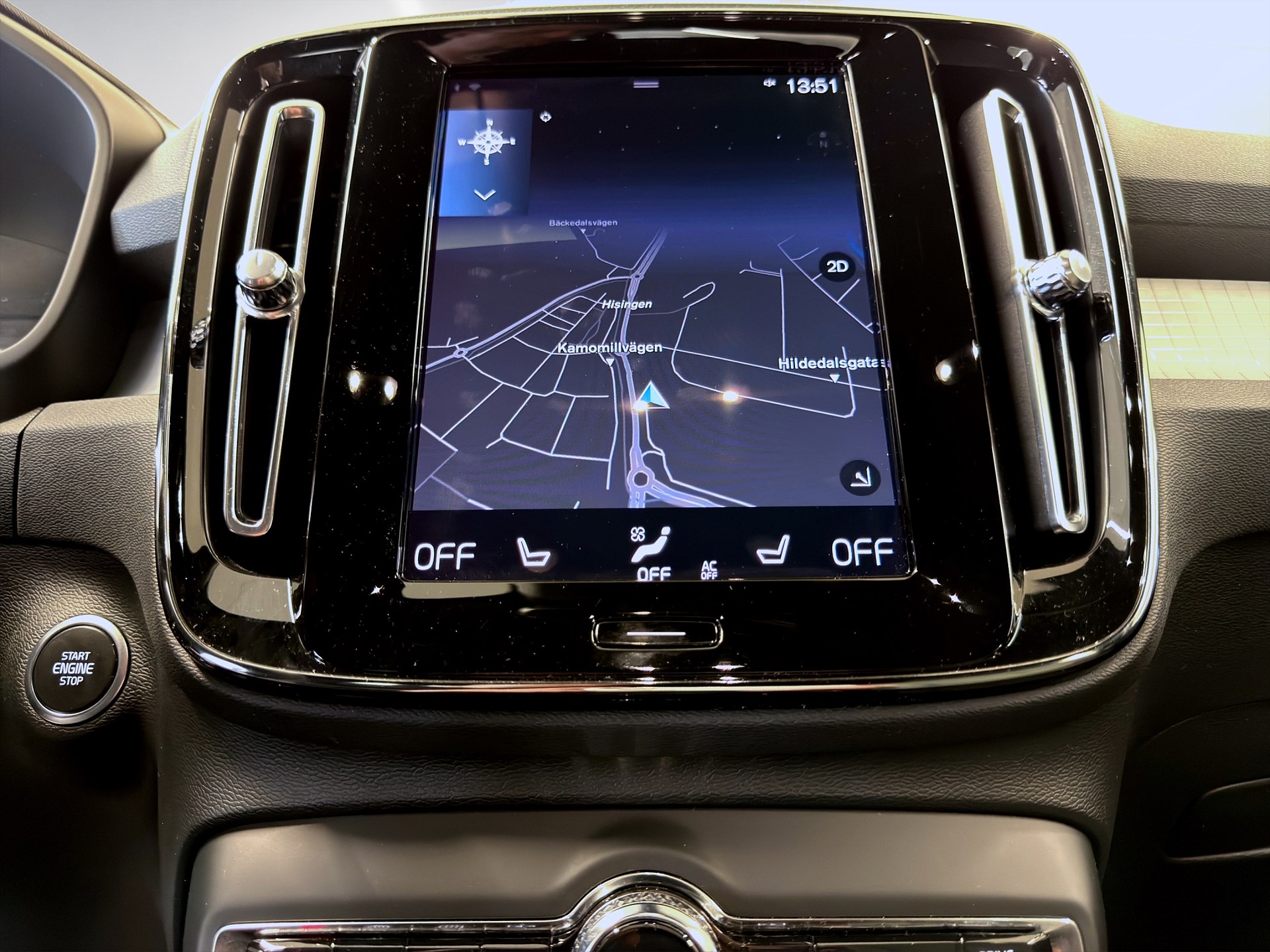 Volvo XC40 Recharge T4 211hk Core Bright B-Kamera Keyless Navi