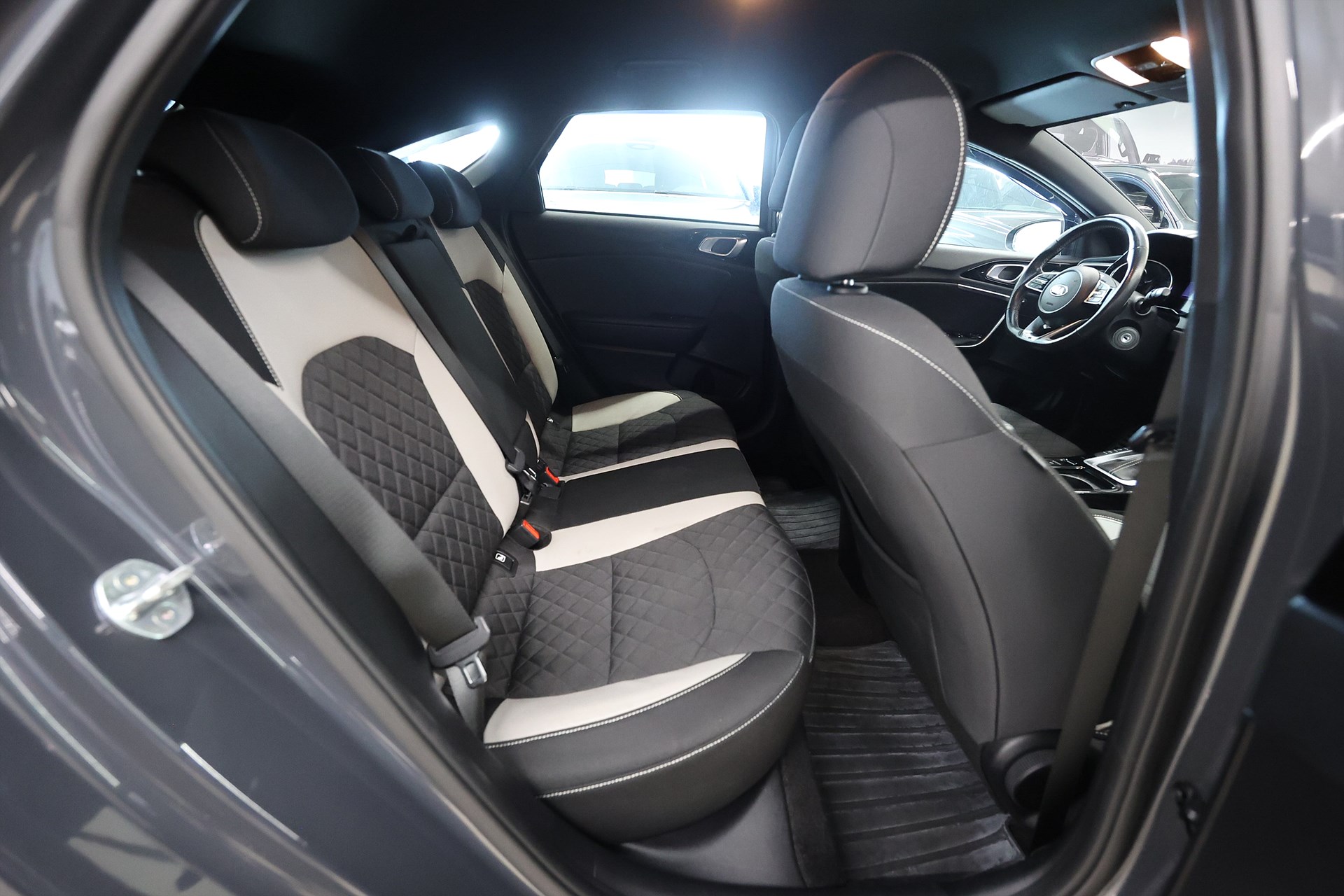 Kia ProCeed 1.5 T-GDI DCT 160hk GT Line Navi CarPlay B-kamera