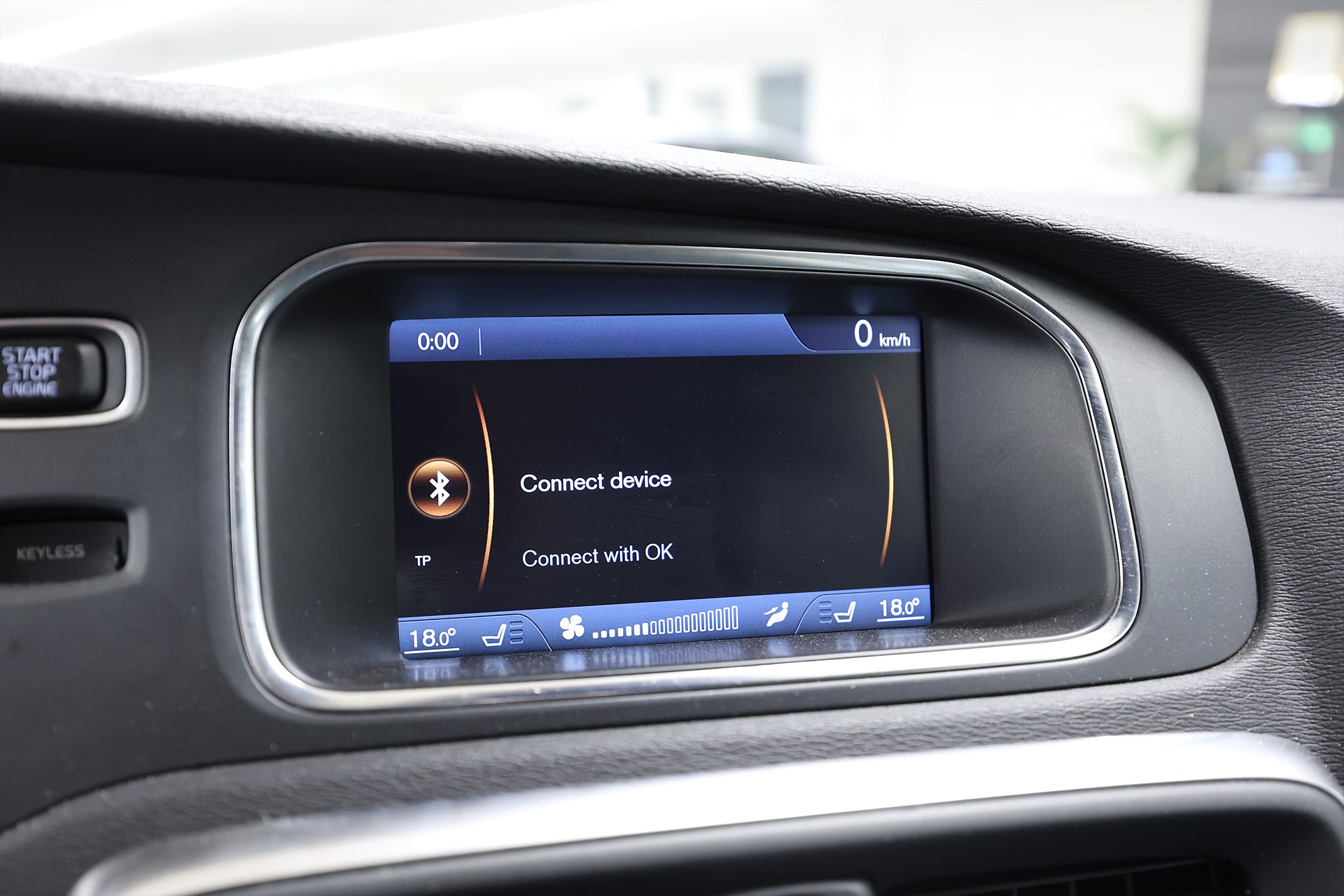 Volvo V40 D3 150hk Aut Summum Teknik Pkt Skinn Värmare