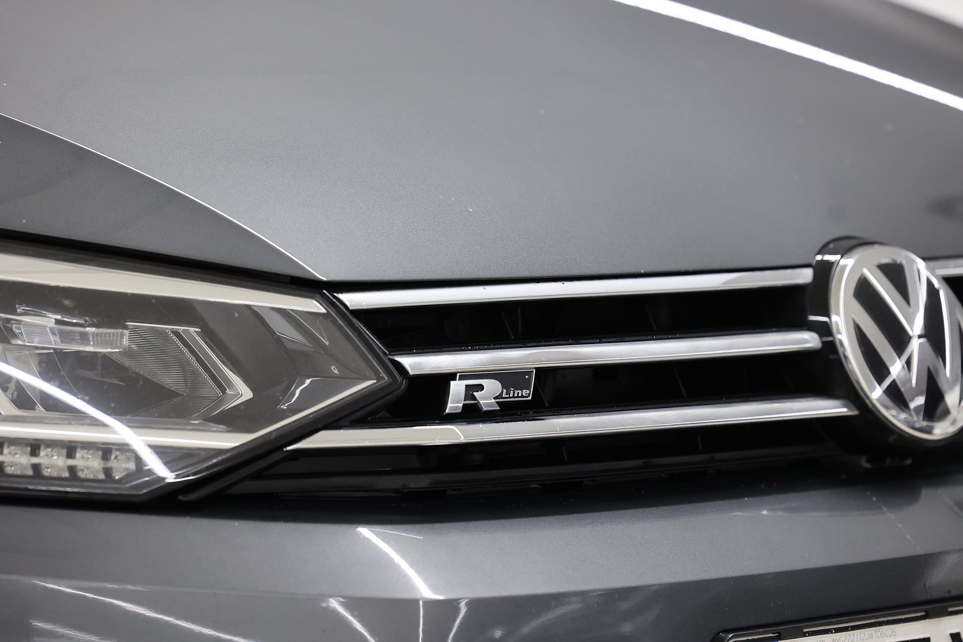 Volkswagen Touran 1.8 TSI 180hk *Hjulkampanj!* R-Line Drag