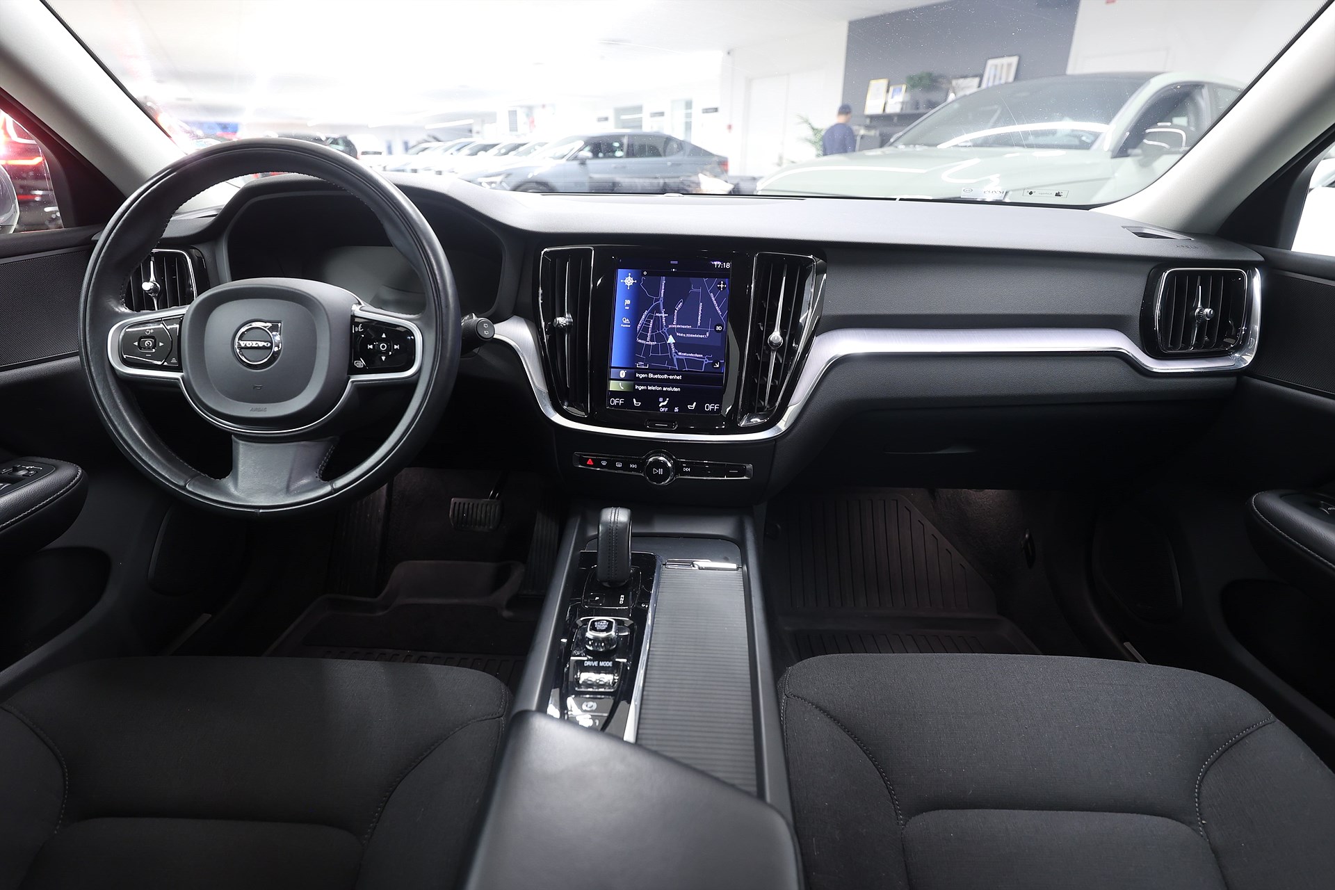 Volvo V60 B4 197hk Momentum Värmare Navi B-kamera