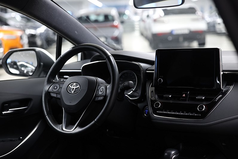 Toyota Corolla Hybrid 122hk *Hjulkampanj!* Active B-kamera