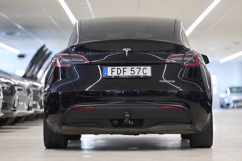 Tesla Model Y Performance 534hk Pano Navi Läder