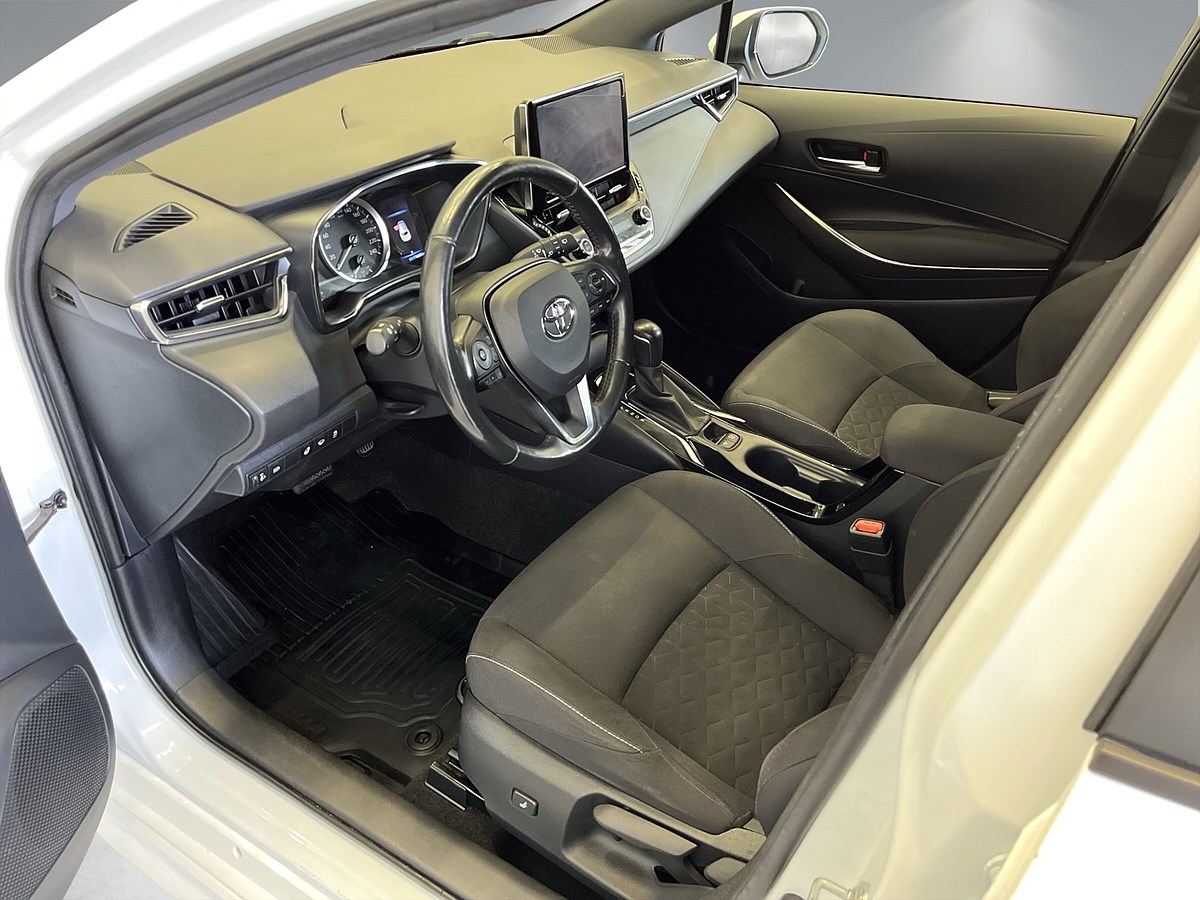 Toyota Corolla Touring Sports Hybrid e-CVT, 122hk, 2022