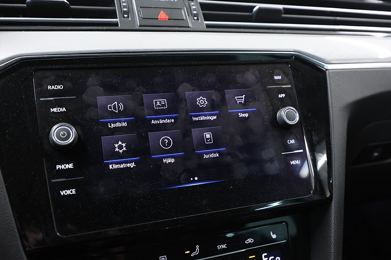 Volkswagen Passat SC GTE 218hk Executive Alcantara Drag B-Kamera