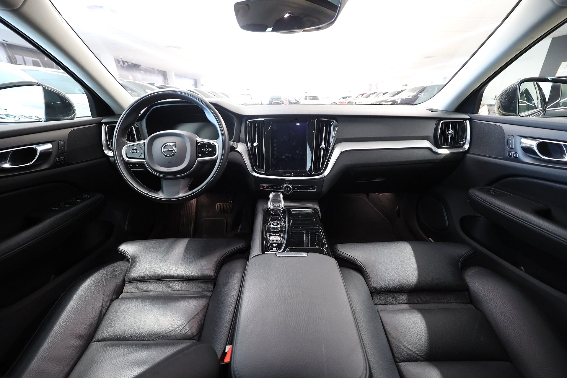 Volvo V60 T8 Twin Engine AWD 392hk Inscription Pano Keyless 360