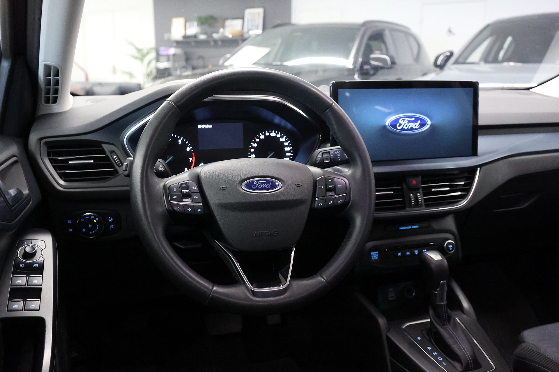 Ford Focus Active 1.0 Hybrid 125hk Active + B-kamera Navi