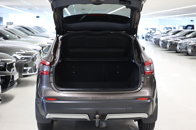 Nissan Qashqai 1.6 DCI Tekna Panorama Drag 360 Keyless Navi