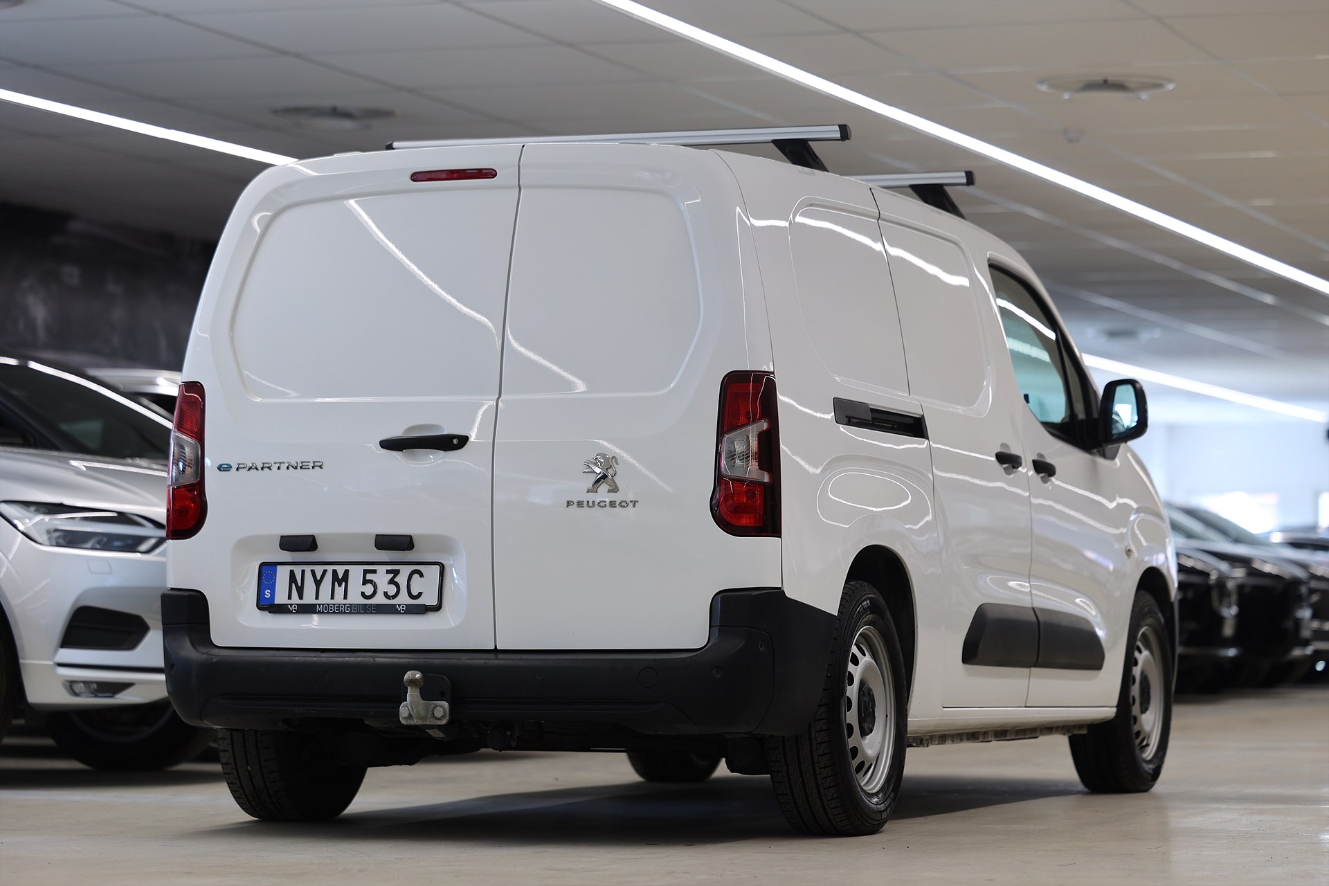 Peugeot e-Partner 136hk L2 V-Inrett Drag Värmare Navi CarPlay MOMS