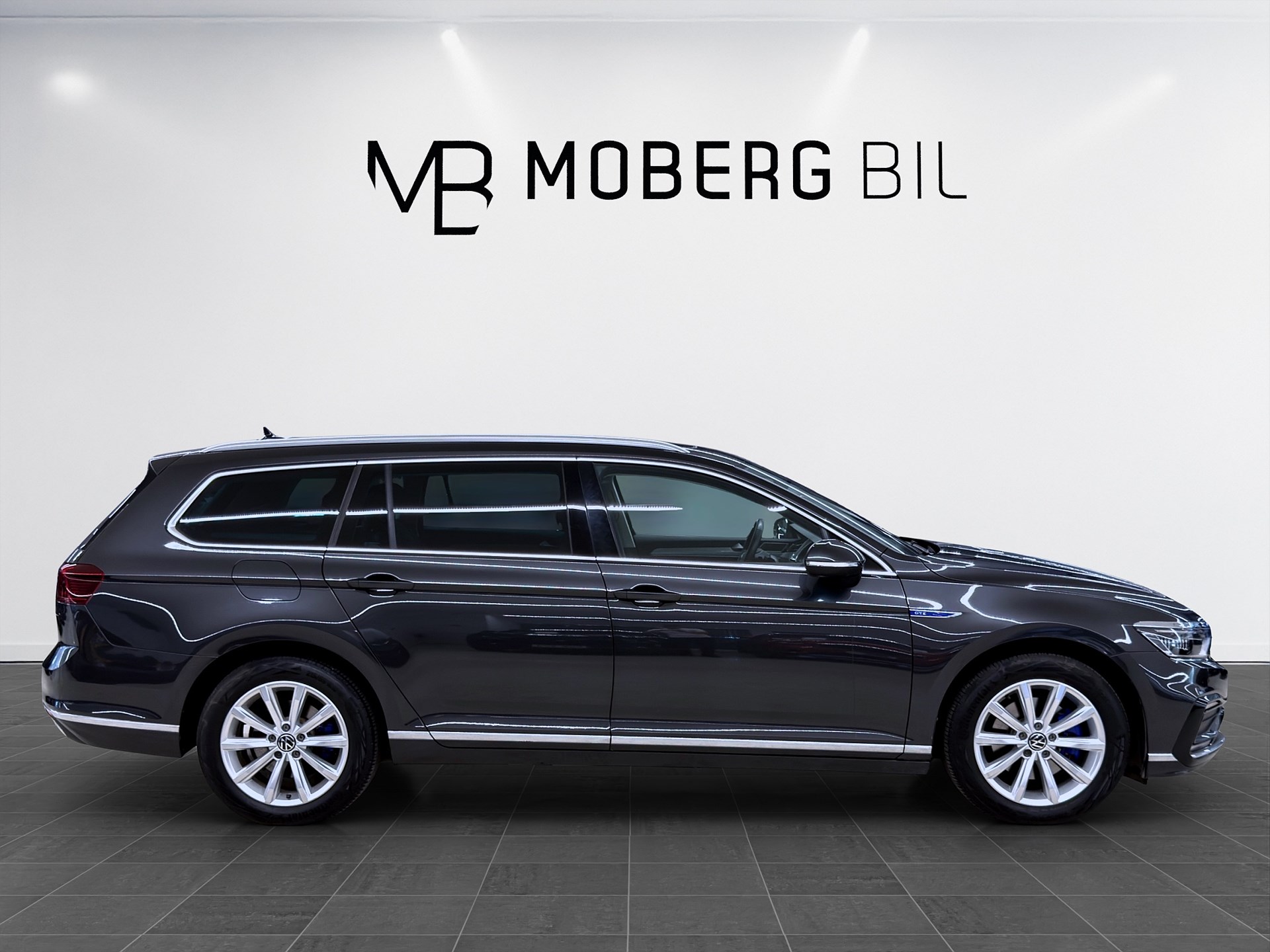 Volkswagen Passat SC GTE 218hk Helg på Moberg! Pano Navi B-Kamera Drag