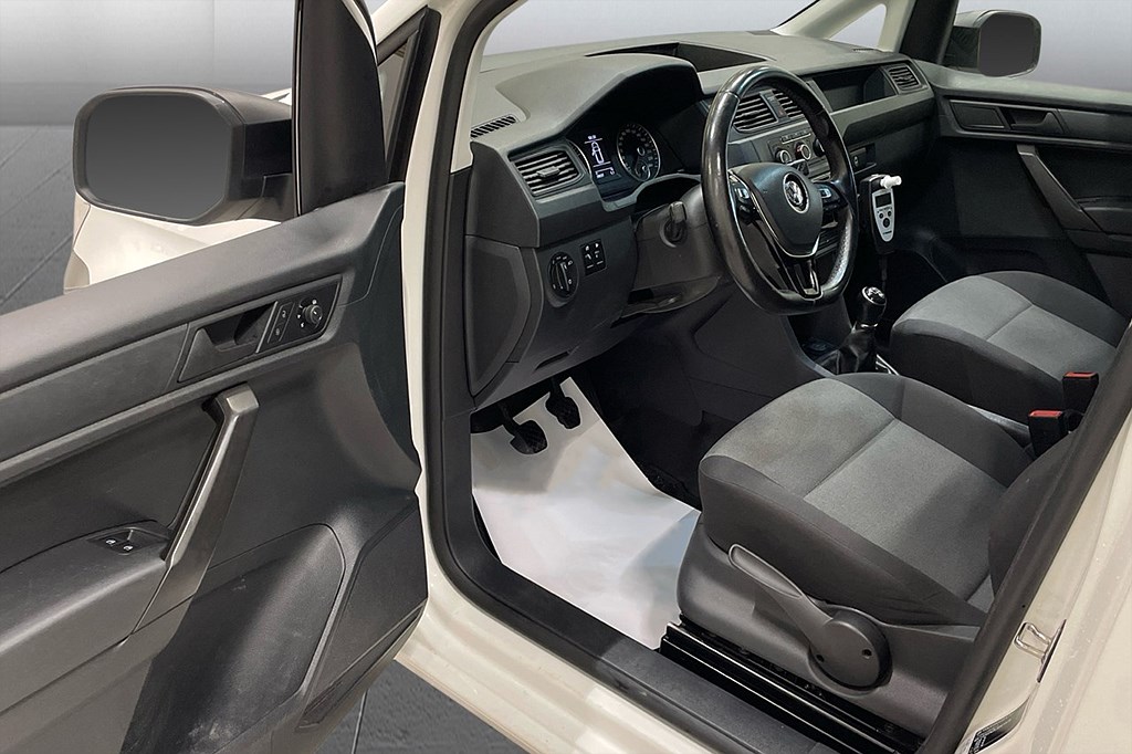 Volkswagen Caddy Skåp 1.4 TGI Gas Drag Inredning MOMS 110hk – bild 8 av 9
