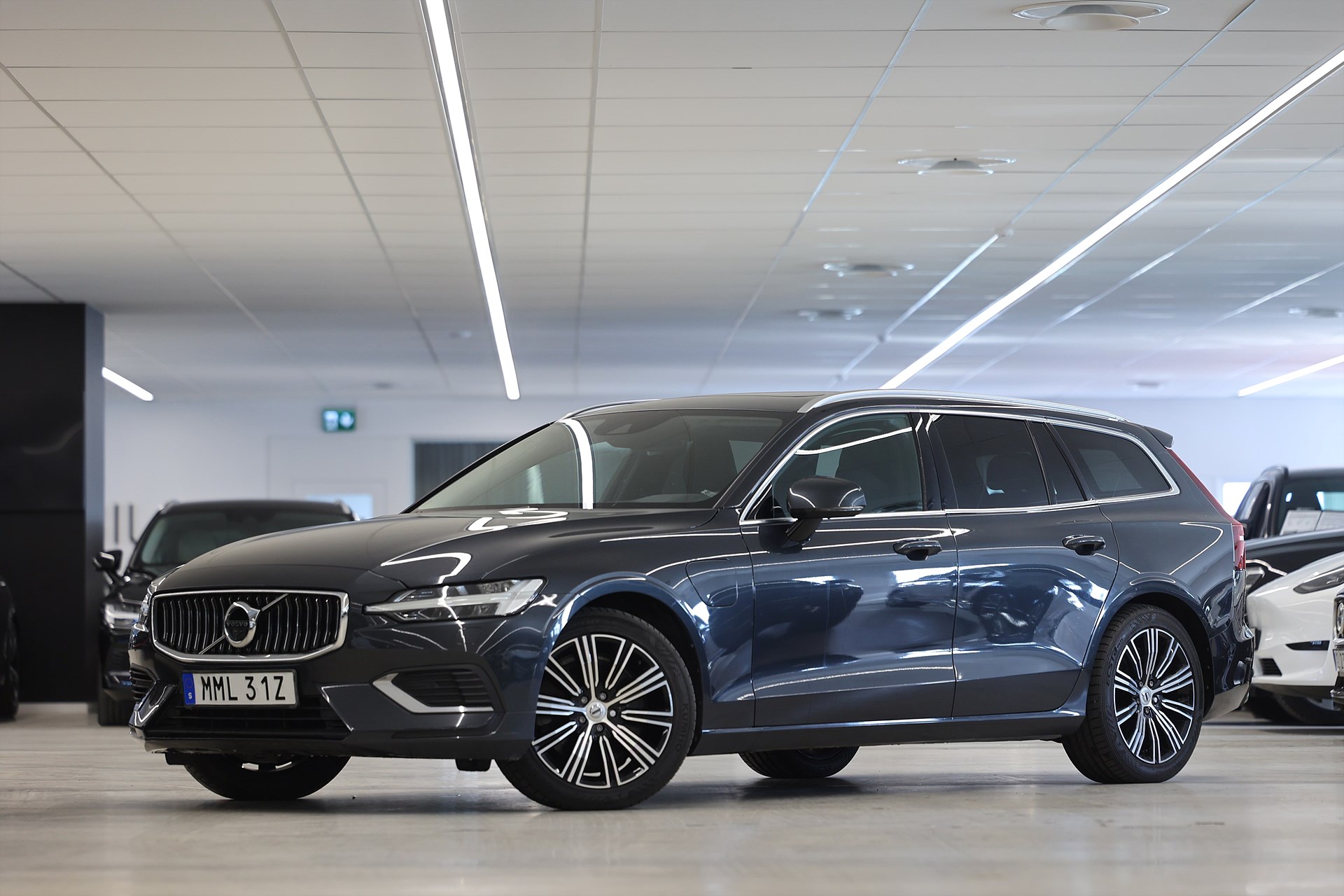 Volvo V60 T8 Twin Engine AWD 392hk Inscription Pano Keyless 360