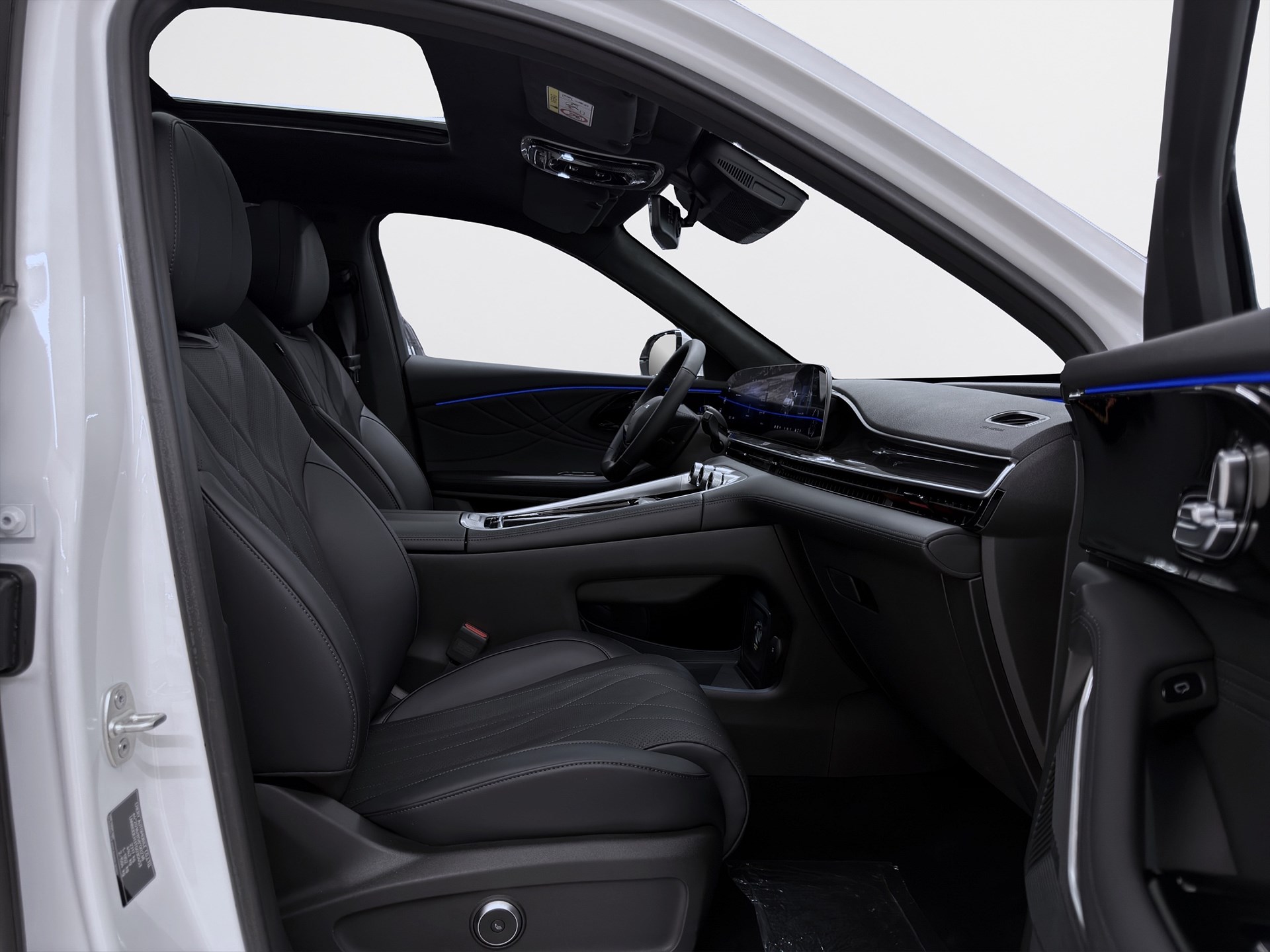 Omoda 9 AWD Super Hybrid Leveransklar *3.99% Ränta*