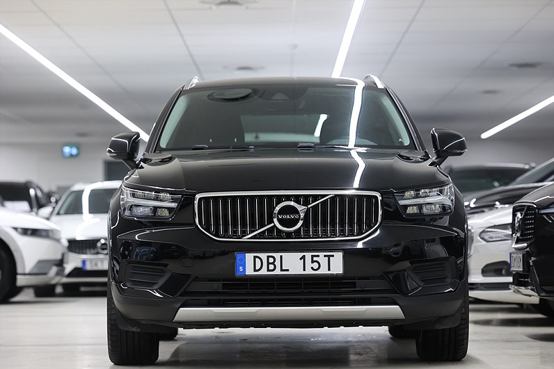 Volvo XC40 T4 Recharge 211hk *Hjulkampanj!* Momentum Värmare