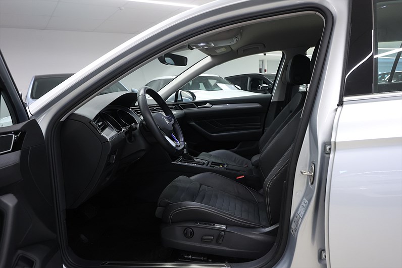Volkswagen Passat Sportscombi GTE 1.4 TSI 218hk *Hjulkampanj!*