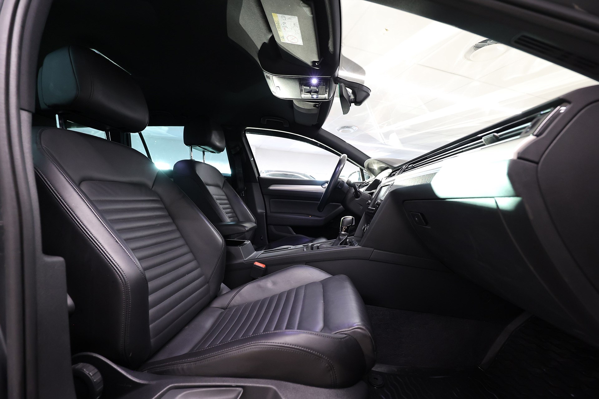 Volkswagen Passat Alltrack 2.0 TDI 4M Executive 360-kam Drag Värmare