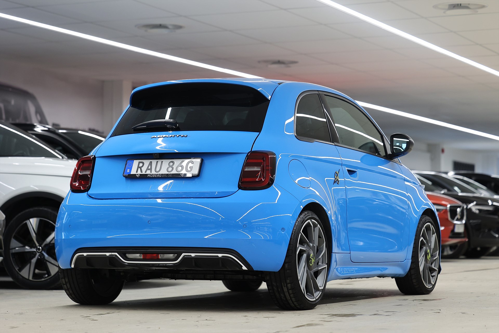 Abarth 500e 155hk *Kampanj!* Scorpionissma Alcantara JBL Pano