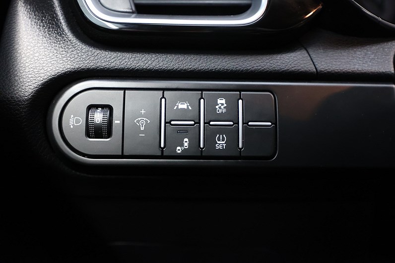 Kia ProCeed 1.5 T-GDI DCT 160hk GT Line Navi CarPlay B-kamera