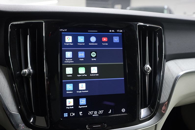 Volvo V60 Recharge T6 AWD 350hk Core Bright Skinn Drag