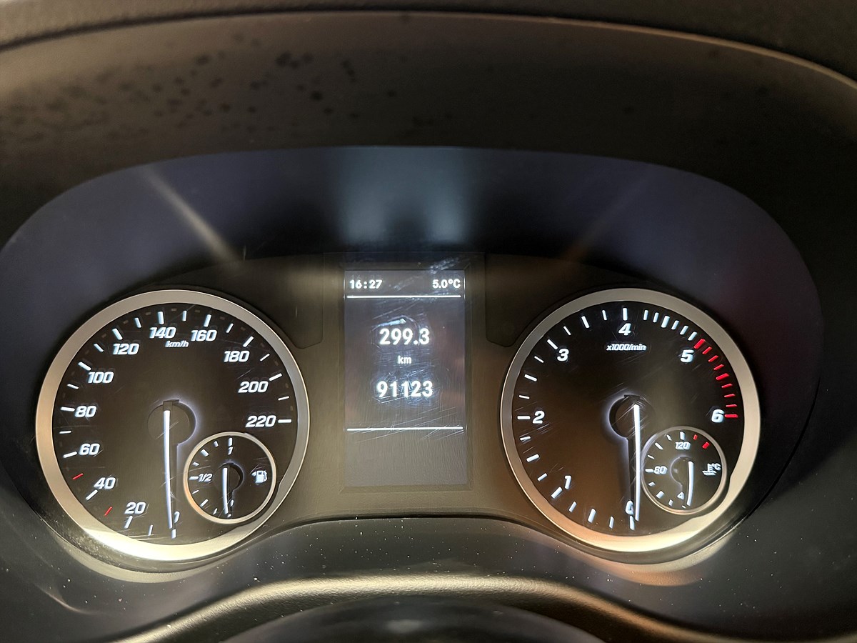 Mercedes-Benz Vito – bild 12