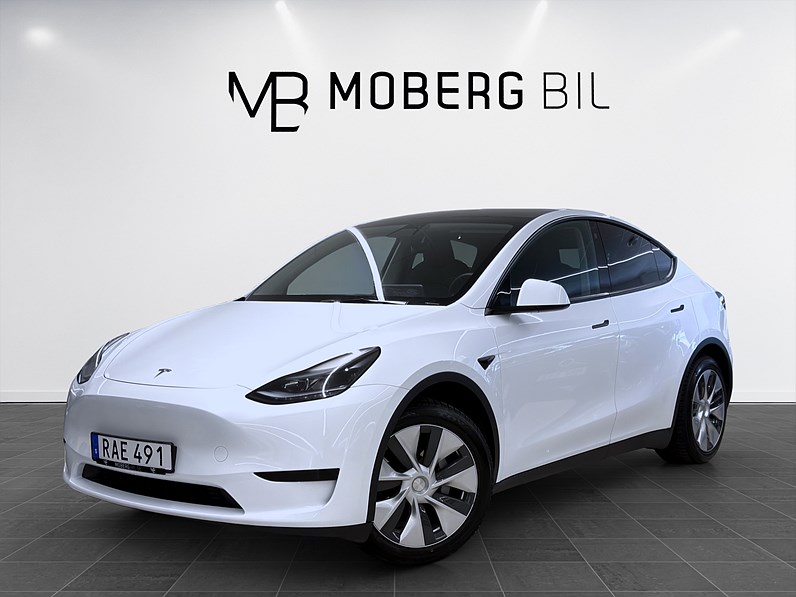 Tesla Model Y Standard Range 299hk Helg på Moberg! Pano Drag B-Kamera