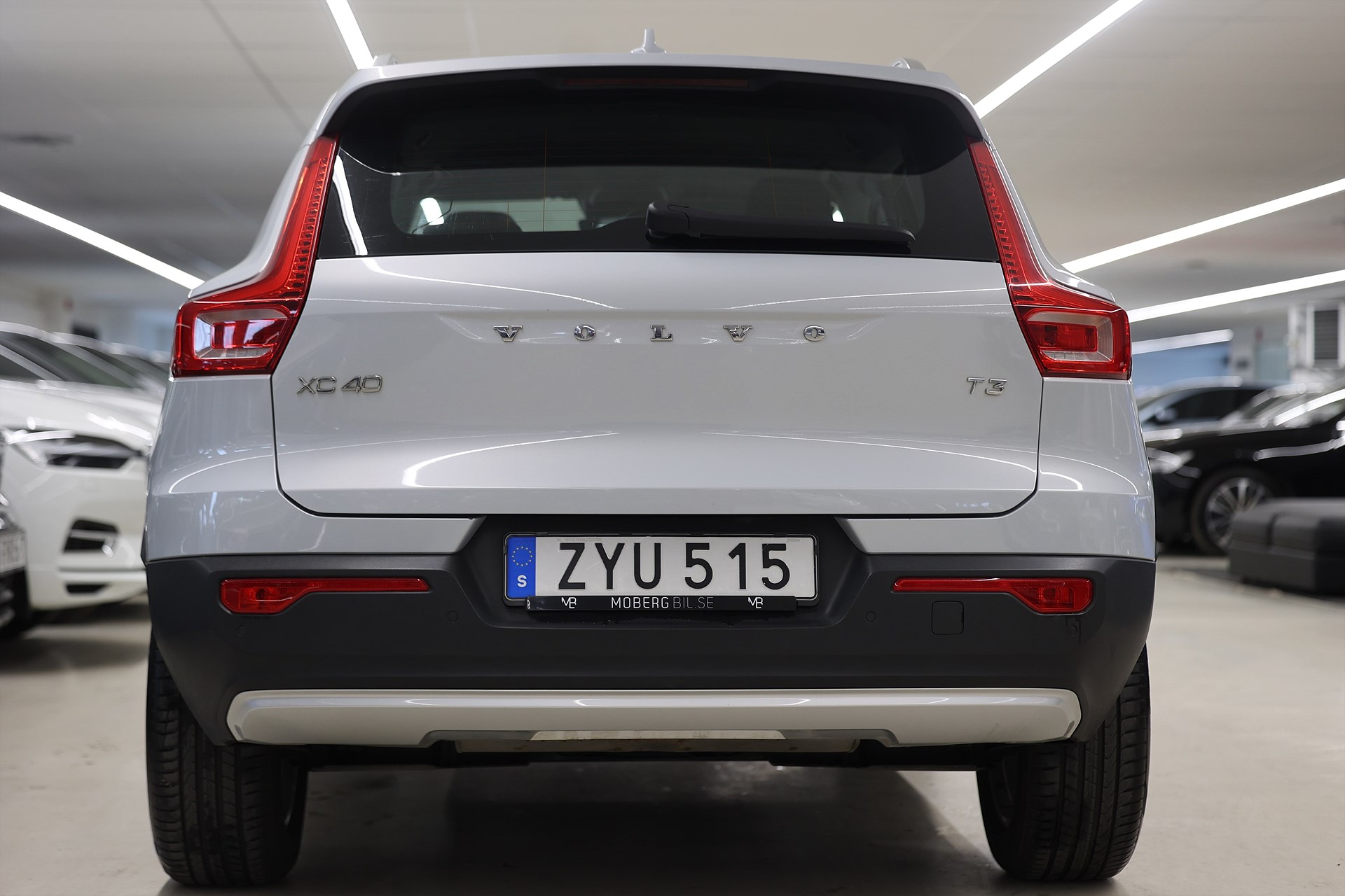 Volvo XC40 T3 163hk Momentum Pro Navi Värmare VOC PDC