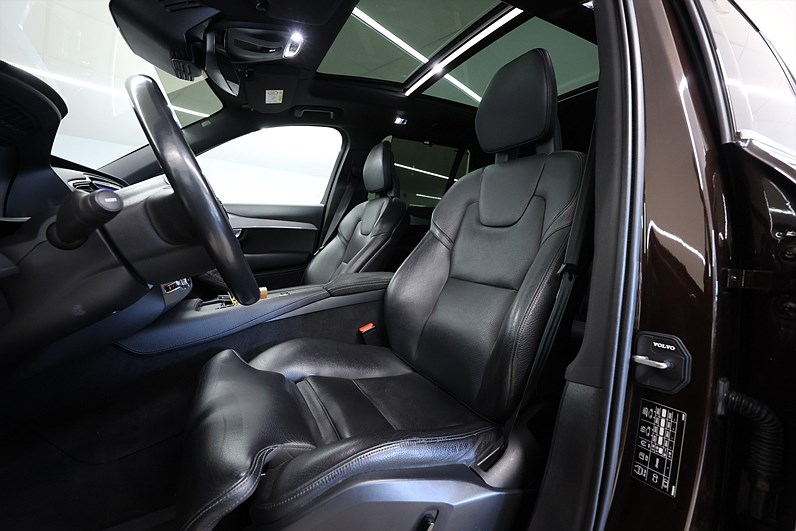 Volvo XC90 T8 AWD Inscription 7-Sits Pano Drag HUD