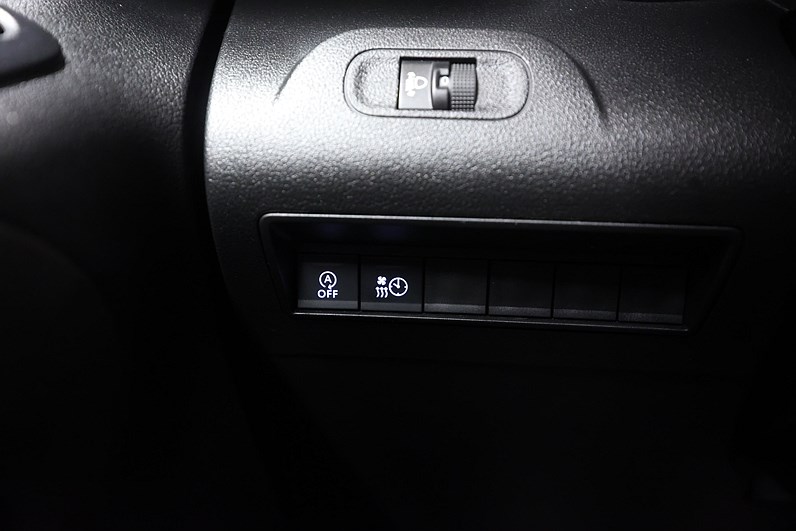 Peugeot Partner 1.5 BlueHDi 76hk V-inrett Drag PDC MOMS