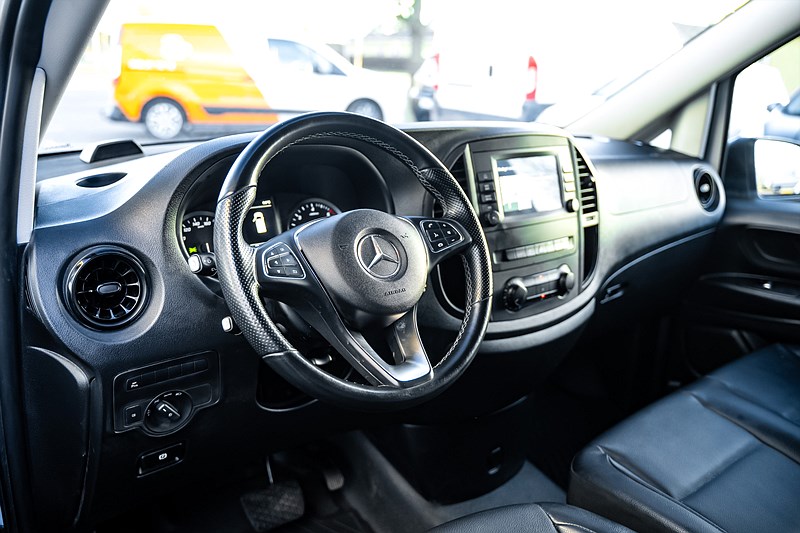 Mercedes-benz Vito 2023 - miniatyr 18