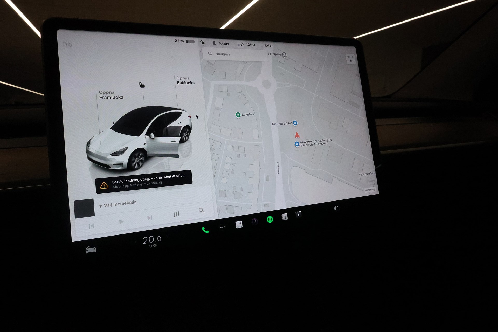 Tesla Model Y Long Range AWD 514hk Pano Drag Navi Läder