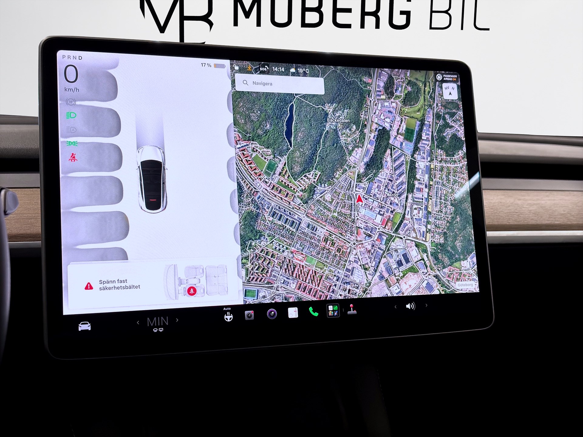 Tesla Model Y Performance 534hk Pano Läder Drag B-Kamera