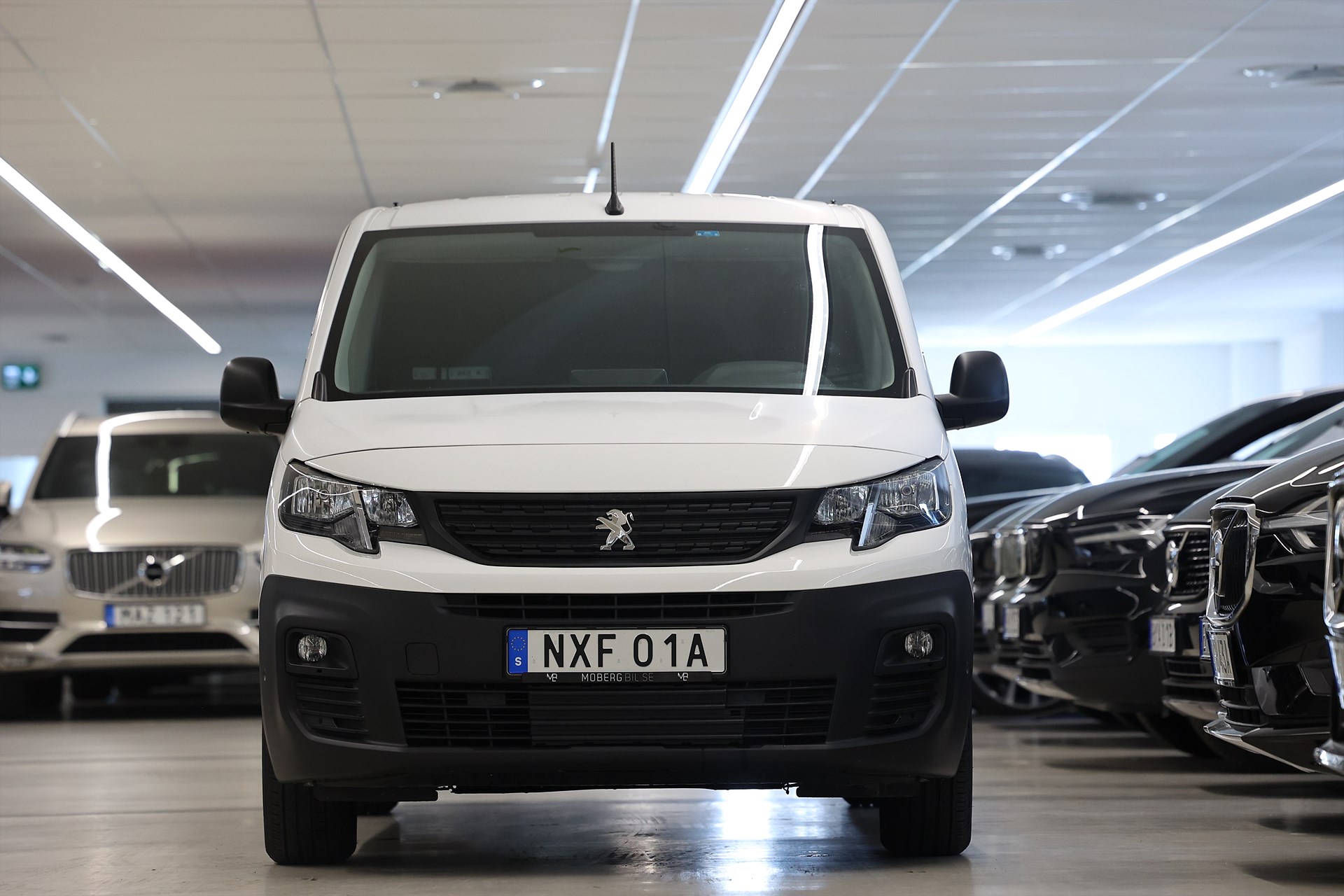 Peugeot Partner 1.5 L2 102hk V-inrett Värmare Drag MOMS