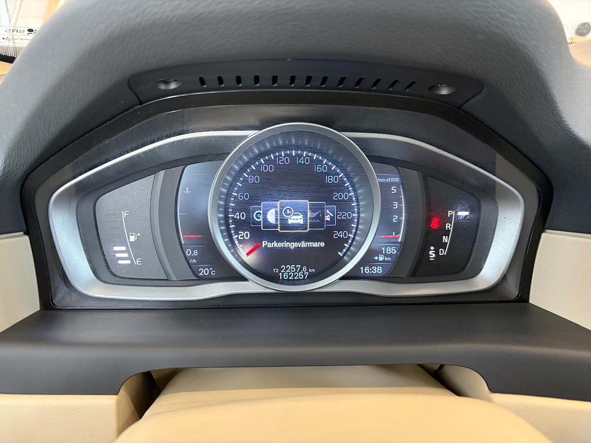 Volvo XC70 D4 AWD Geartronic, 181hk, 2016