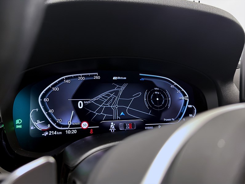 BMW 530e xDrive Touring 292hk M Sport Läder Drag B-Kamera