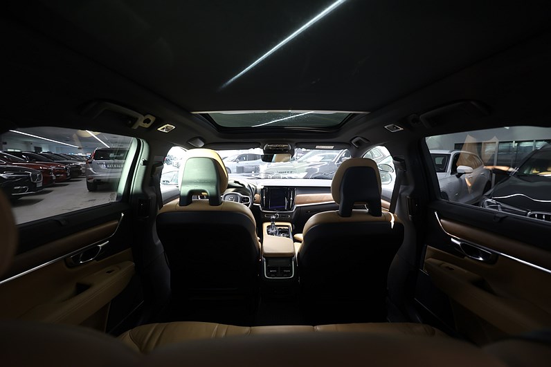Volvo V90 D4 190hk Inscription Pano Drag 360 Navi Keyless