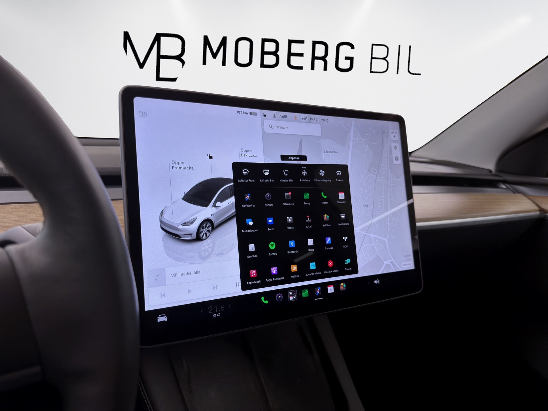 Tesla Model Y Long Range AWD 514hk Pano Drag Läder Navi