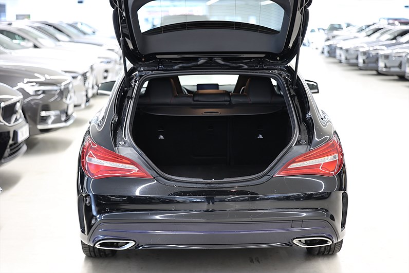 Mercedes-Benz CLA 220 D 177hk AMG Sport B-Kamera Carplay