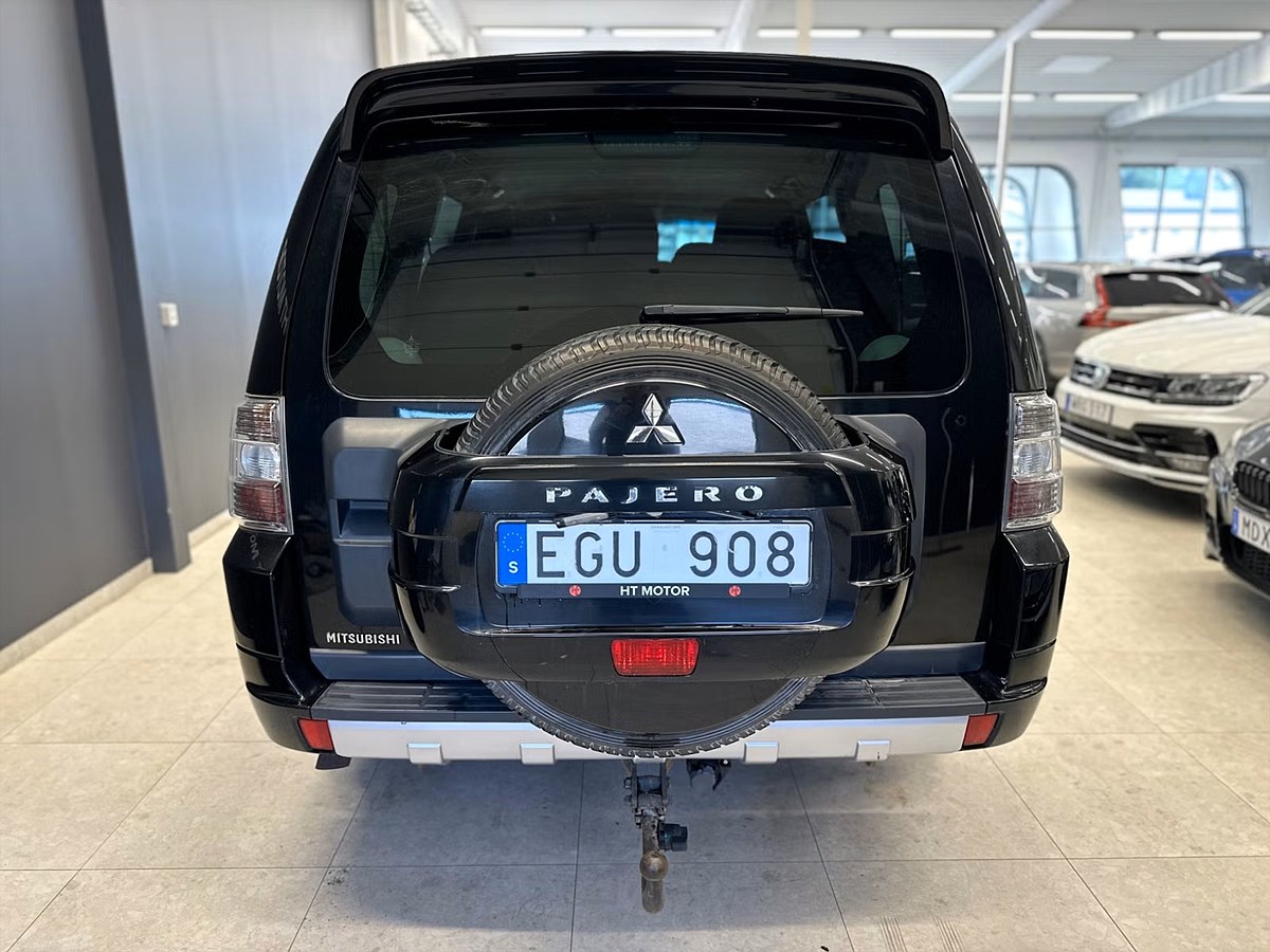 Mitsubishi Pajero – bild 7