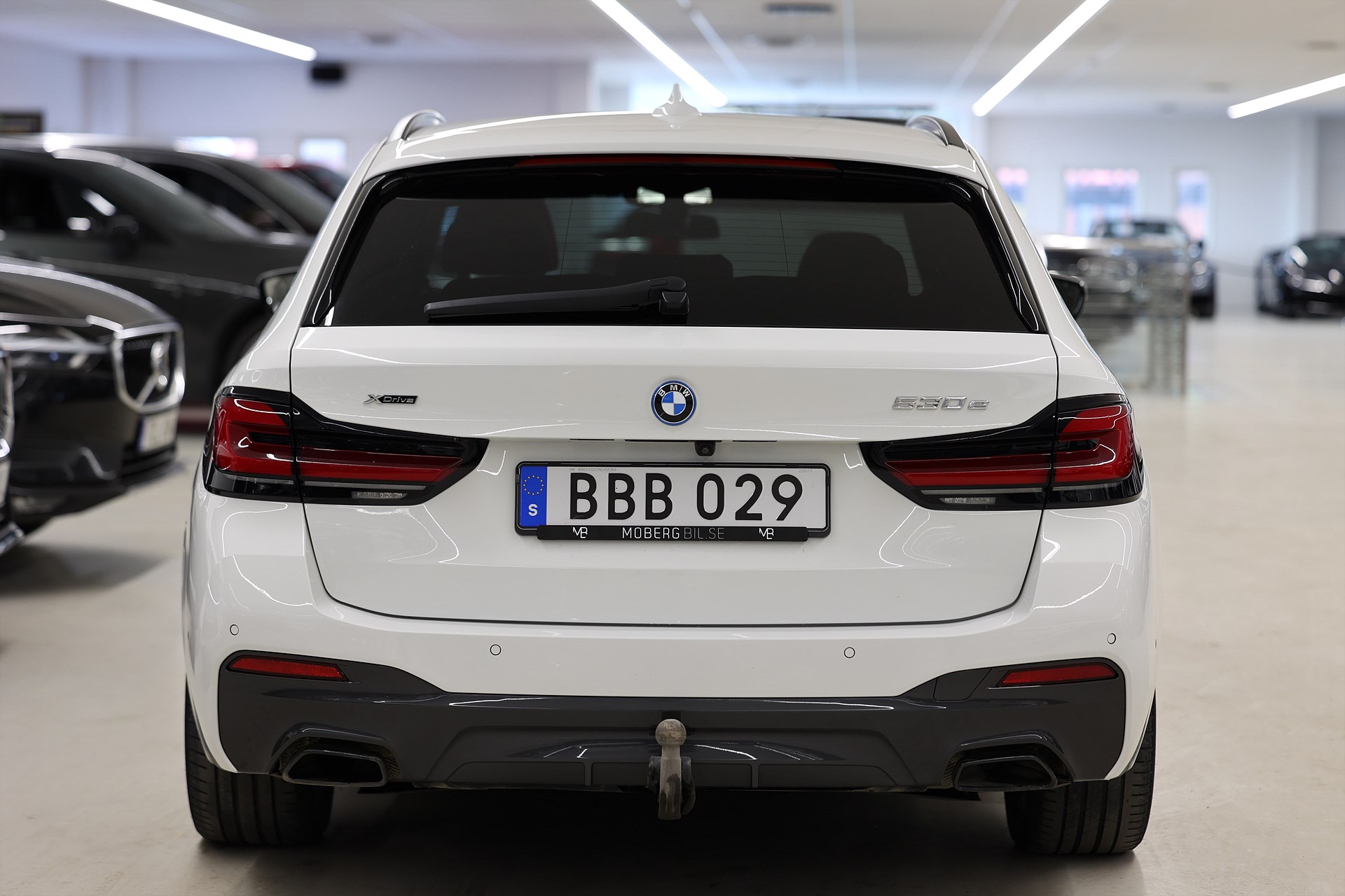 BMW 530e xDrive M-Sport B-Kamera HiFi Skinn Keyless Display key MOMS