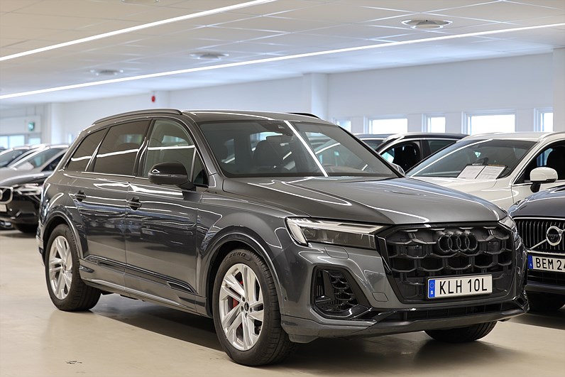 Audi Q7 60 TFSI e quattro S-line 490hk Svart Optik Drag Leasbar