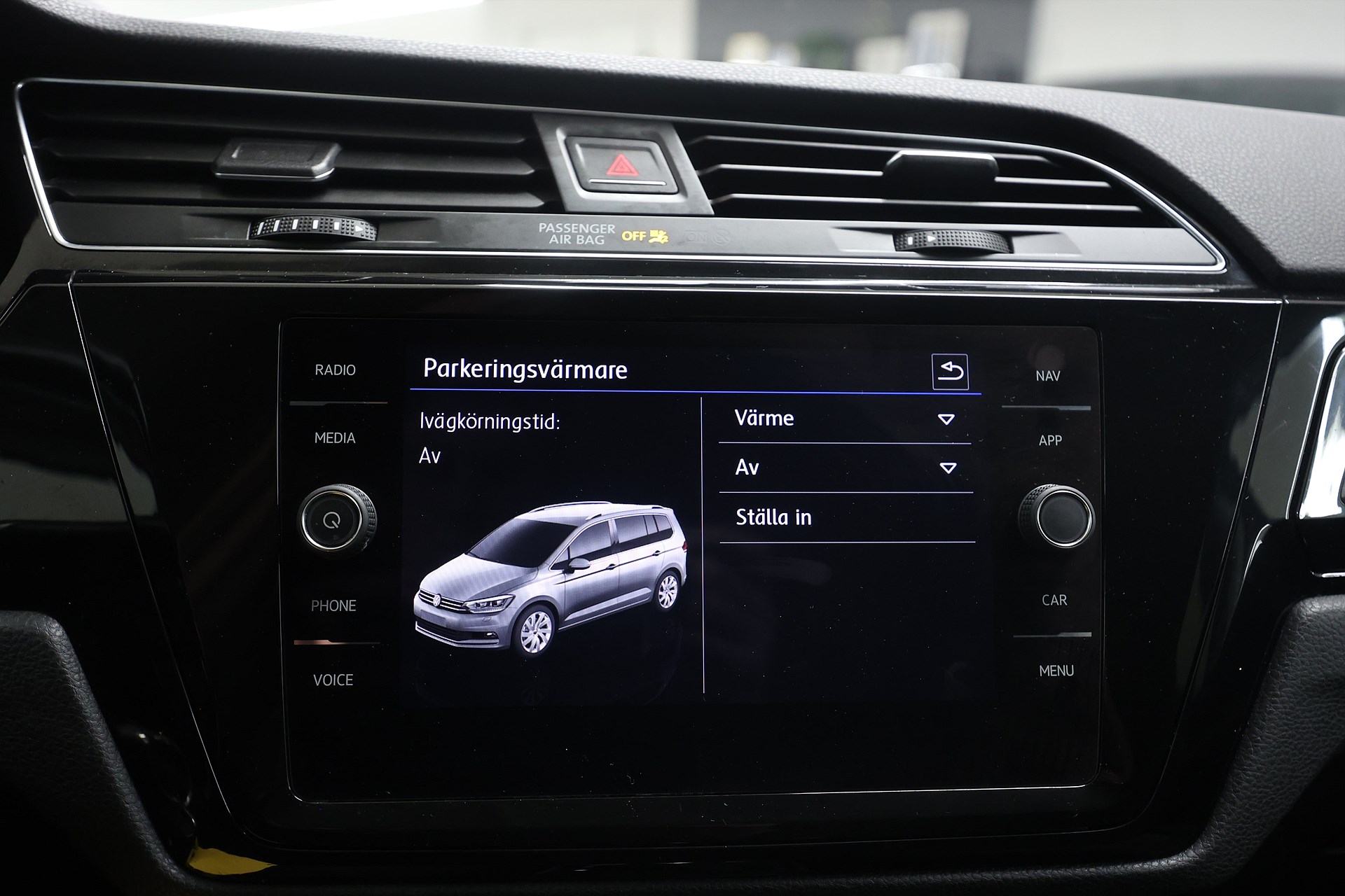 Volkswagen Touran 1.8 TSI 180hk *Hjulkampanj!* R-Line Drag