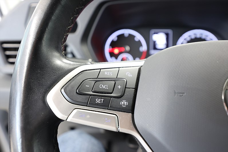 Volkswagen Caddy Cargo Maxi 2.0 TDI B-kamera Drag Carplay MOMS