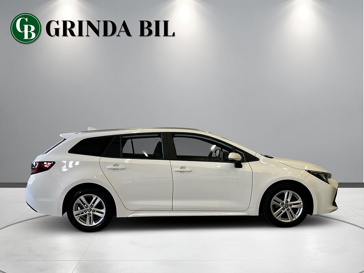 Toyota Corolla Touring Sports Hybrid e-CVT, 122hk, 2022